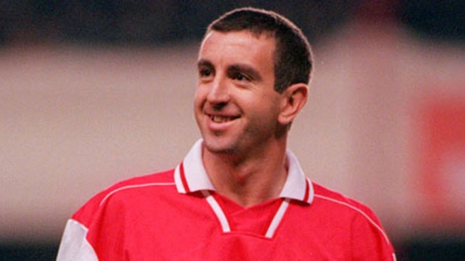 Nigel Winterburn (Arsenal, West Ham)