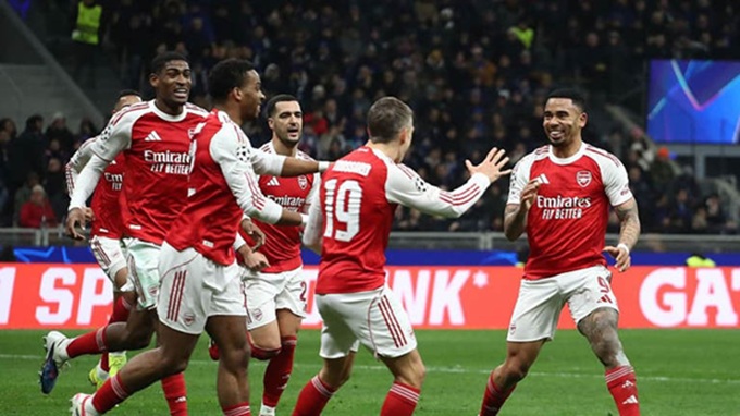 Top 5 đội bóng vẫn có thể giành "cú ăn ba" mùa này: Không có Real Madrid, PSG và Liverpool