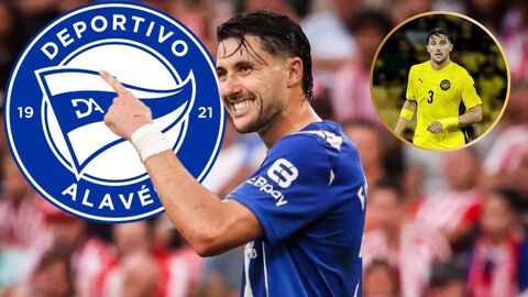 Simone Inzaghi celebrating with his Inter Milan players after beating Barcelona.