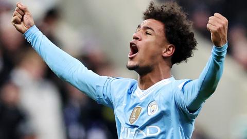 Tin giờ chót ngày 30/1: Man City thu về 27 triệu bảng từ Oscar Bobb 