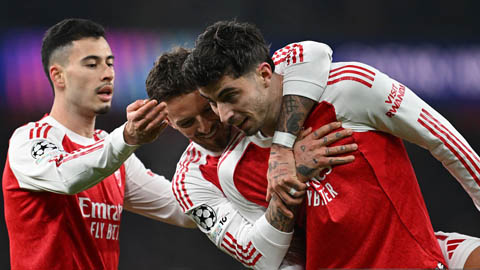 Arsenal đếm tiền 'mỏi tay' tại Champions League