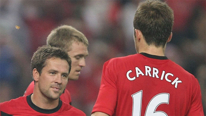 Hai trong số những huyền thoại của Premier League, Owen và Carrick, không có tên trong Đại sảnh danh vọng