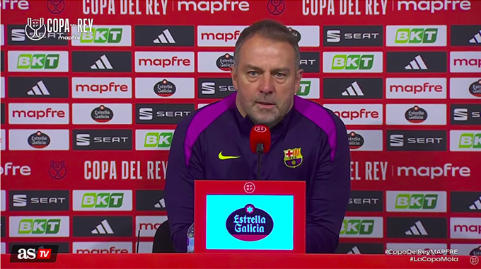 HLV Hansi Flick không hài lòng về khả năng dứt điểm của các chân sút Barca