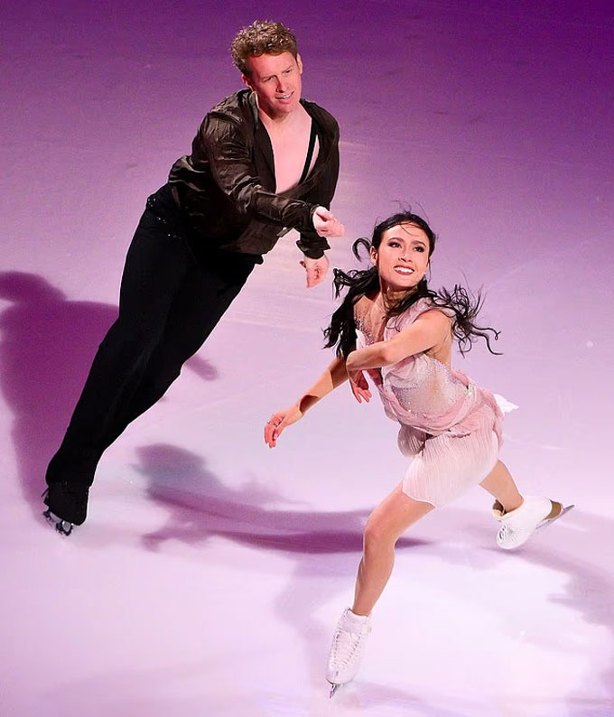 Madison Chock và chồng Evan Bates (cùng là VĐV trượt băng nghệ thuật của đội tuyển Mỹ)