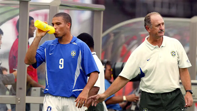 Ronaldo kiệt quệ về tinh thần sau khi truyền thông chỉ săm soi vào chấn thương của anh