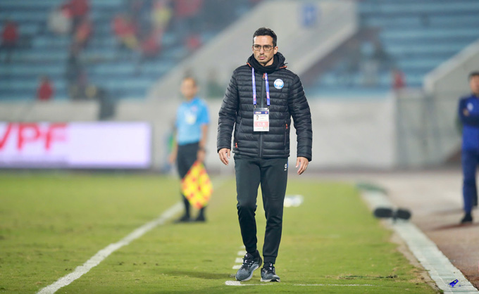 HLV Mauro Jeronimo của Nam Định. Ảnh - Đức Cường