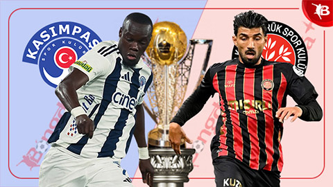 Simone Inzaghi celebrating with his Inter Milan players after beating Barcelona.