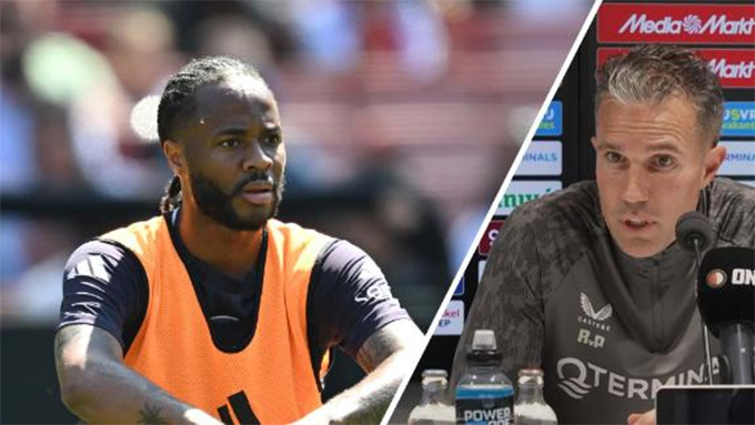 HLV Van Persie ca ngợi T năng của Sterling