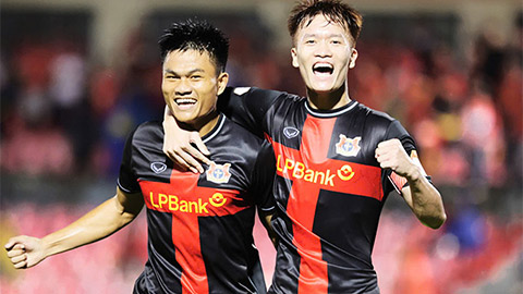 Tiền đạo ĐT Việt Nam ghi 5 bàn, Ninh Bình thắng đậm 12-1