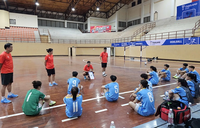 ĐT futsal nữ Việt Nam tập luyện tại Thái Lan