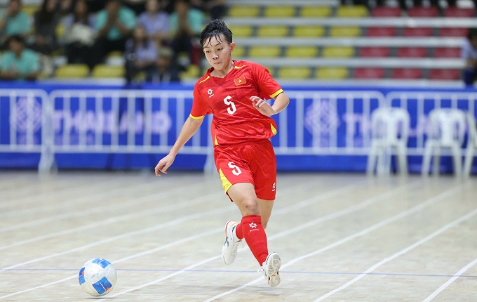 ĐT futsal nữ Việt Nam bắt đầu hành trình bảo vệ chức vô địch bằng trận gặp Australia. Ảnh: Đức Cường 