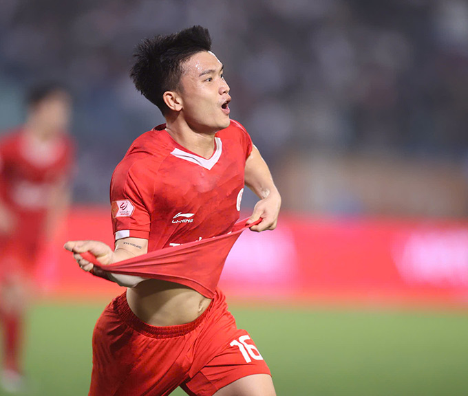 Thể Công Viettel thắng trận cần thiết để bám đuổi cuộc đua vô địch - Ảnh: Minh Tuấn 