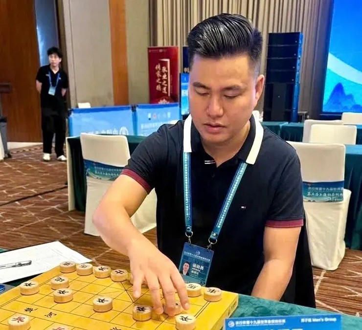 Lại Lý Huynh đang chứng tỏ đẳng cấp cao ở giải cờ tướng được tổ chức tại châu Á