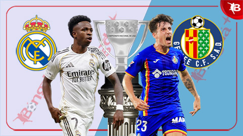 Simone Inzaghi celebrating with his Inter Milan players after beating Barcelona.