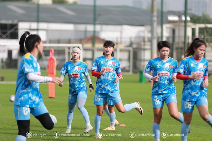 ĐT nữ Việt Nam quyết tâm giành 3 điểm ở trận mở màn giải châu Á. Ảnh: VFF 