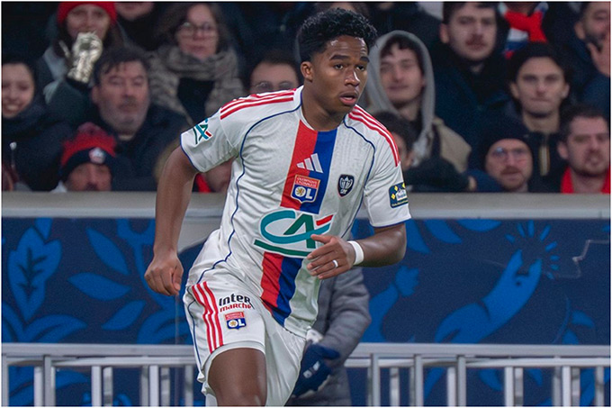 Endrick thi đấu bùng nổ nhưng Lyon vẫn gục ngã trước Marseille