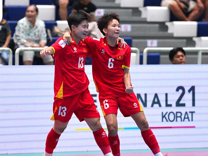 ĐT futsal nữ Việt Nam giành chiến thắng chung cuộc 4-1 trước Indonesia.