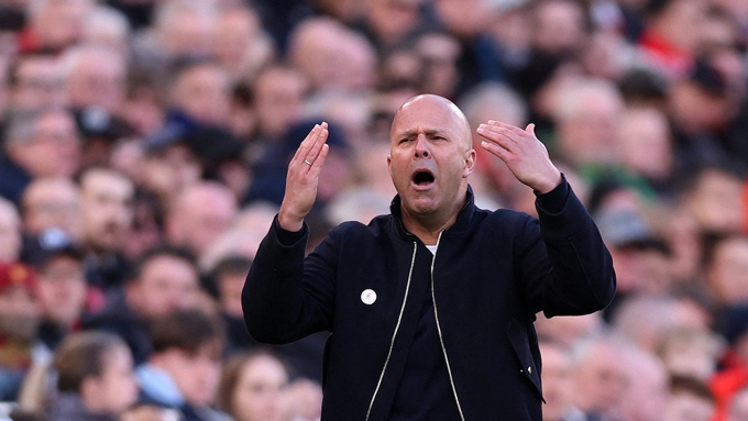 Slot không hài lòng với màn trình diễn của các học trò