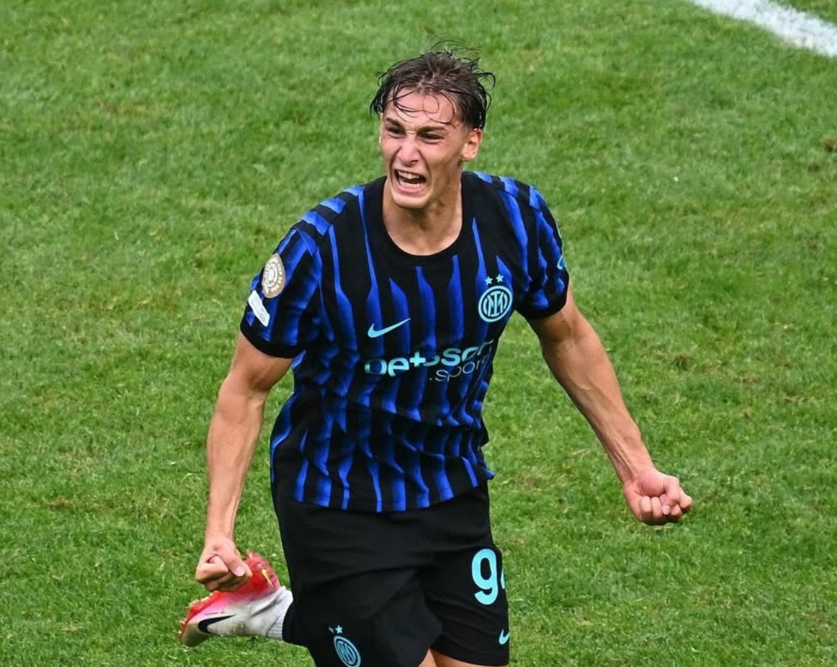 Inter không có ý định nhả Esposito vào lúc này