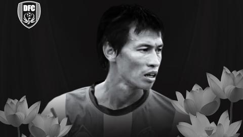 Simone Inzaghi celebrating with his Inter Milan players after beating Barcelona.