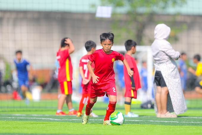 VNN Academy hy vọng sẽ phát hiện ra nhiều cầu thủ trẻ T năng cho bóng đá Việt từ học đường. Ảnh: CTV