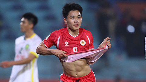 Đình Bắc đi tìm bàn thắng đầu tiên ở V.League