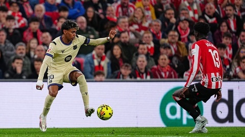 Khoảnh khắc của một thiên tài cứu rỗi Barca