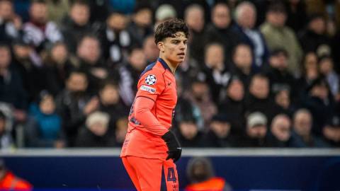 6 phút khó quên của 'tiểu Philpp Lahm' lò La Masia, Xavi Espart