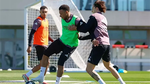 Real Madrid đón tin cực vui từ Mbappe và Carreras