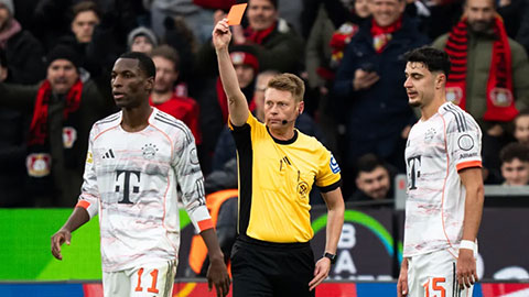  Nicolas Jackson nhận thẻ đỏ sau pha phạm lỗi kinh hoàng