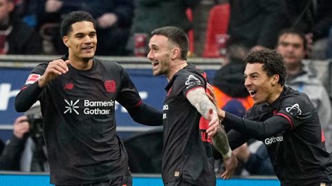 Leverkusen cuồng điên của Xabi Alonso đã trở lại!