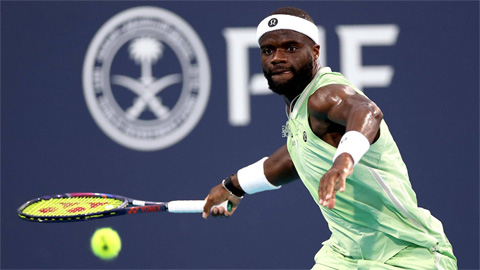 Frances Tiafoe đại chiến Jannik Sinner ở tứ kết Miami Mở rộng