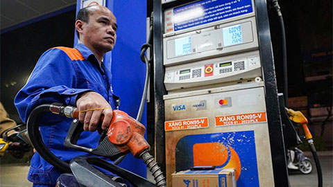 Giá xăng bất ngờ giảm mạnh từ chiều ngày 25/3