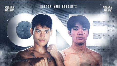 Simone Inzaghi celebrating with his Inter Milan players after beating Barcelona.