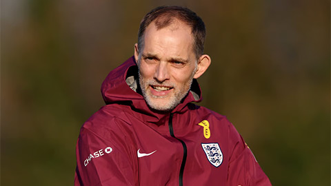 Simone Inzaghi celebrating with his Inter Milan players after beating Barcelona.