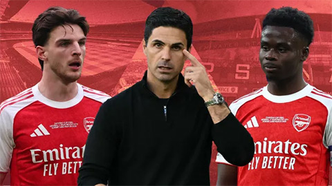 Simone Inzaghi celebrating with his Inter Milan players after beating Barcelona.