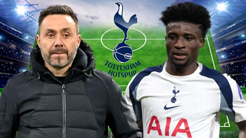 Simone Inzaghi celebrating with his Inter Milan players after beating Barcelona.