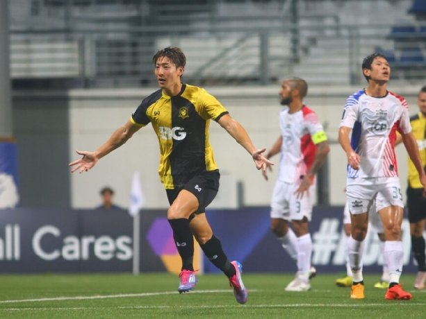  Nhật định phạt góc Bangkok United vs Tampines Rovers, 19h15 ngày 05/03