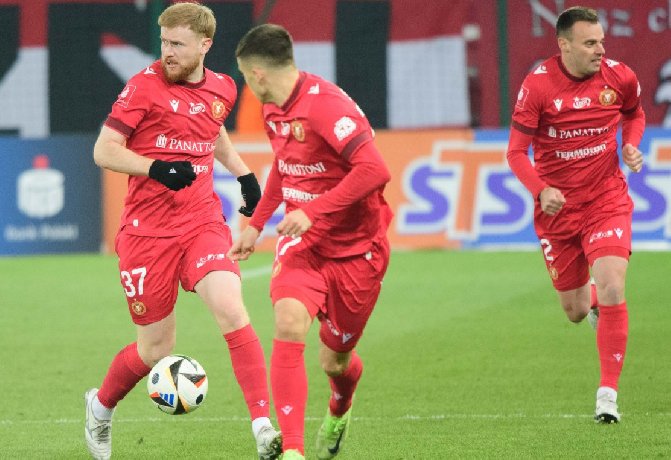  Nhận định Widzew lodz vs Pogon Szczecin, 1h30 ngày 23/08: Thế trận khó đoán