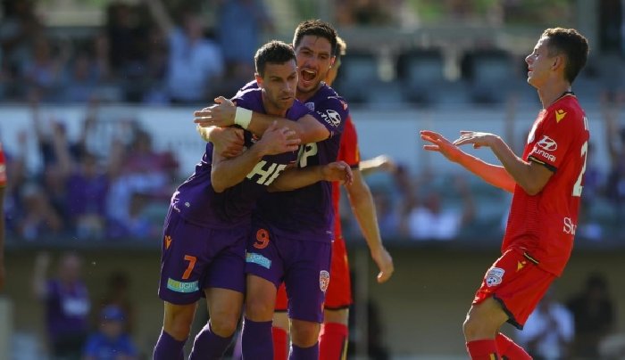  Nhật định phạt góc Adelaide United vs Perth Glory, 15h35 ngày 20/02