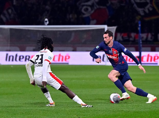  Nhật định phạt góc Nice vs PSG, 3h ngày 22/03