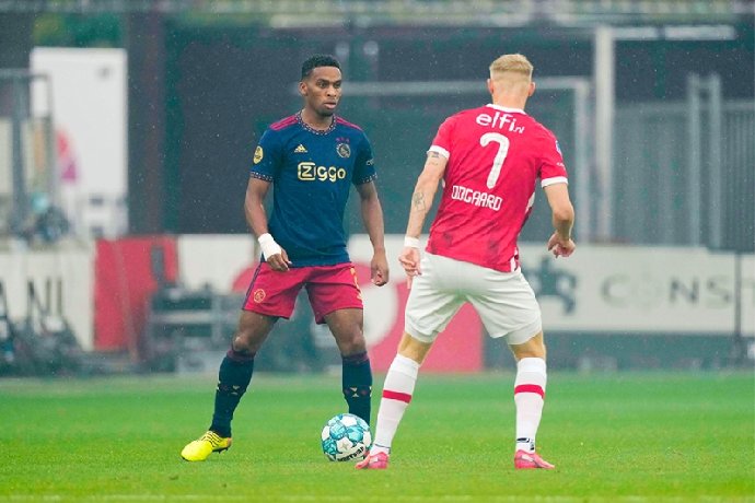  Nhận định AZ Alkmaar vs Ajax 03h00 ngày 15/01: Chủ nhà khó thắng