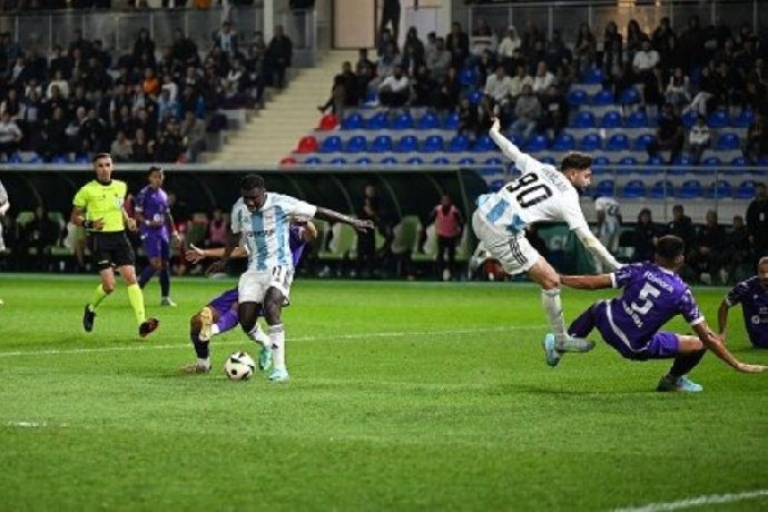  Nhận định Qarabag vs Sumqayit, 22h30 ngày 22/8: Khởi đầu mỹ mãn