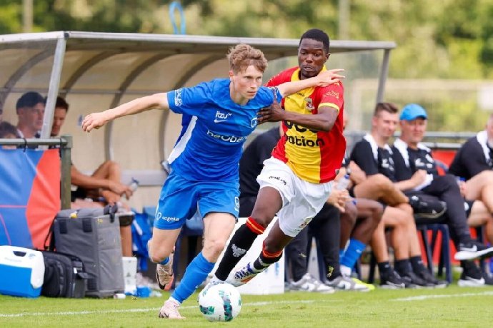  Nhận định Genk vs Standard Liege, 19h30 ngày 22/2: Cầm chân nhau nhóm giữa