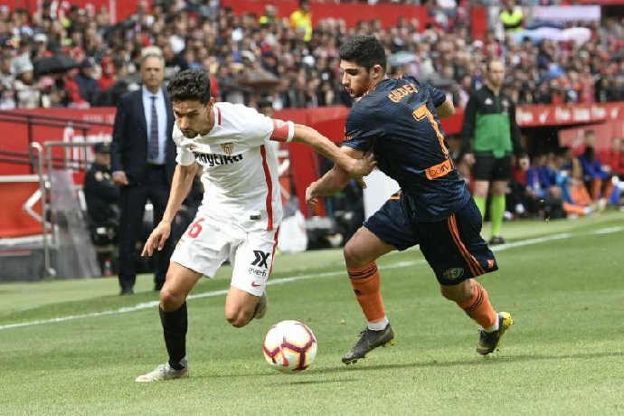  Nhận định Sevilla vs Valencia 03h00 ngày 22/03: Khôn chợ, dại nhà