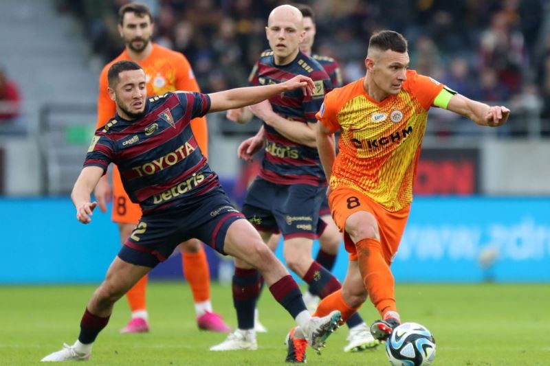 Nhận định Pogon Szczecin vs Zaglebie Lubin 01h00 ngày 25/11: Điểm tựa sân nhà - Ảnh 1