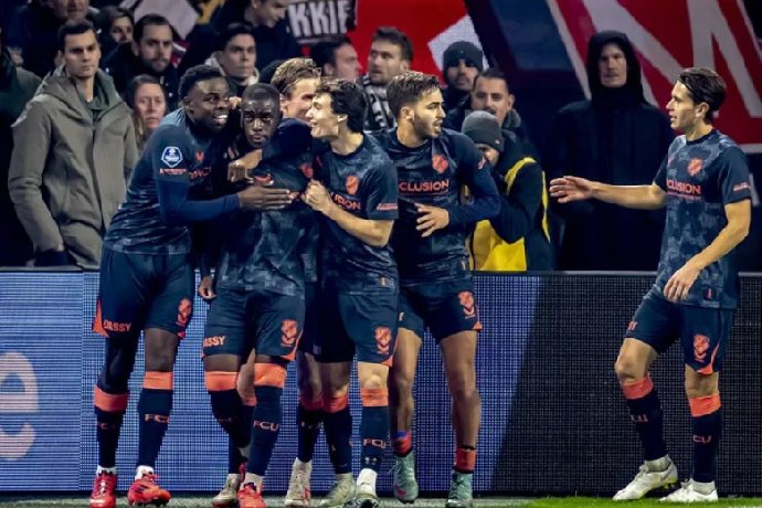 Nhận định Sheriff Tiraspol vs Utrecht, 0h00 ngày 25/7: Thất thủ sân nhà Nhận định Sheriff Tiraspol vs Utrecht, 0h00 ngày 25/7: Thất thủ sân nhà