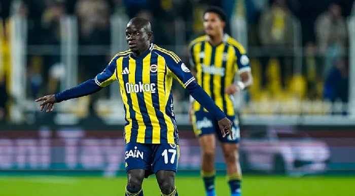  Nhật định phạt góc Fenerbahce vs Nottingham, 0h45 ngày 20/02