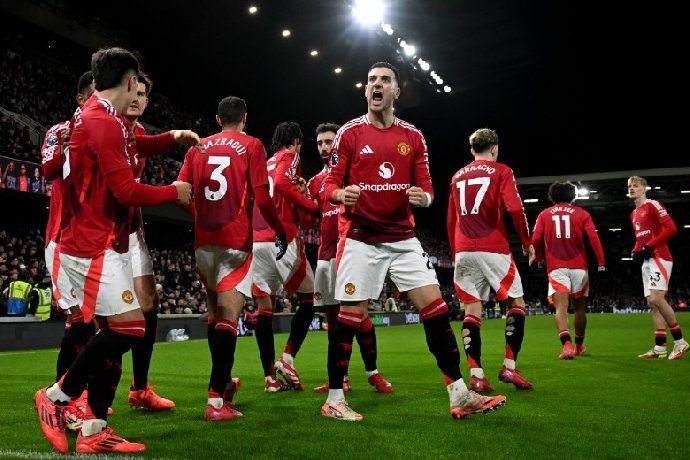  Nhận định MU vs Burnley, 21h00 ngày 30/8: Giải tỏa cơn khát