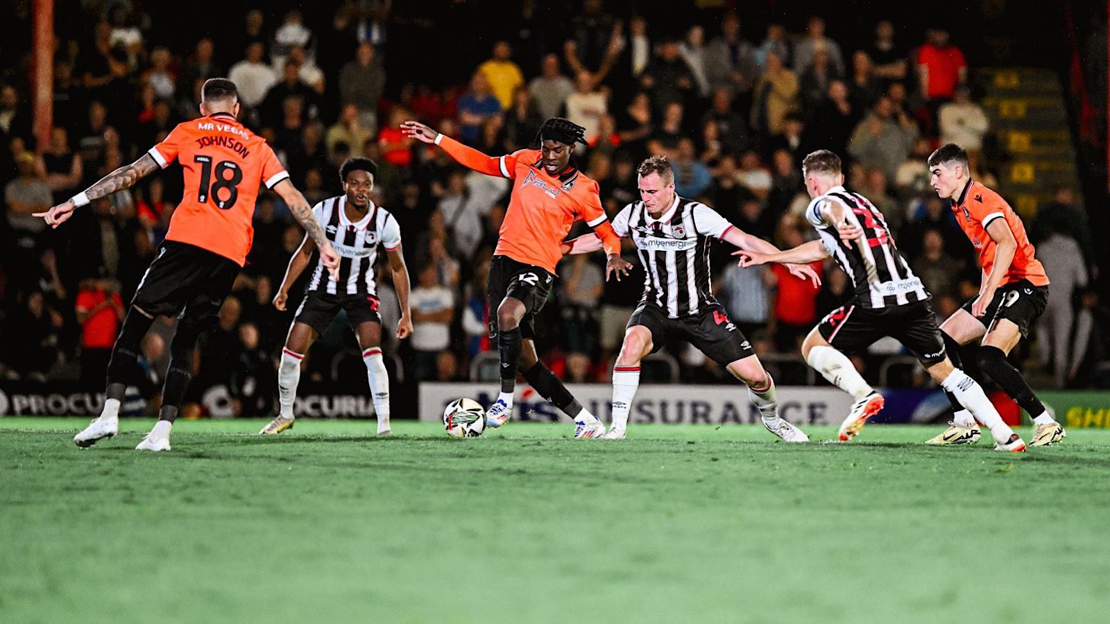 Nhận định Sheffield Wednesday vs Grimsby Town, 1h15 ngày 17/09: Lợi thế sân nhà - Ảnh 1